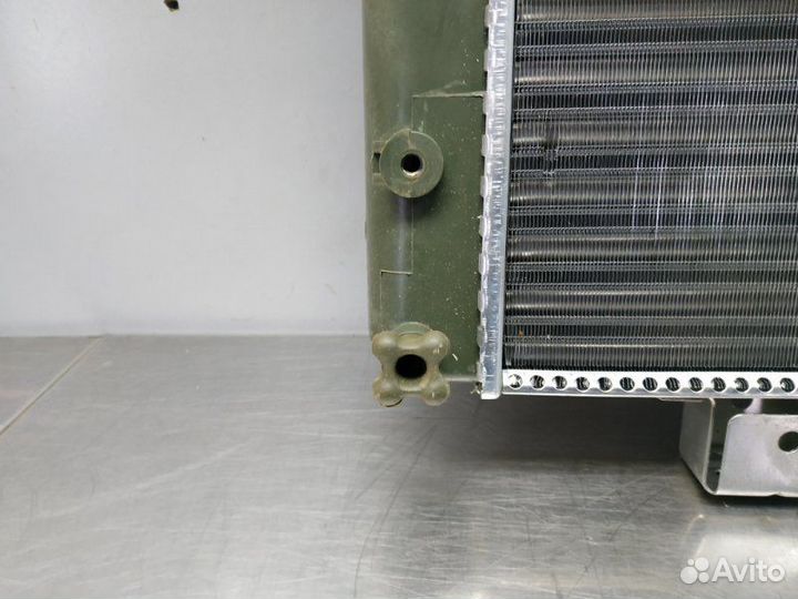 Радиатор охлаждения двигателя Ваз 2106 1976 - 2005