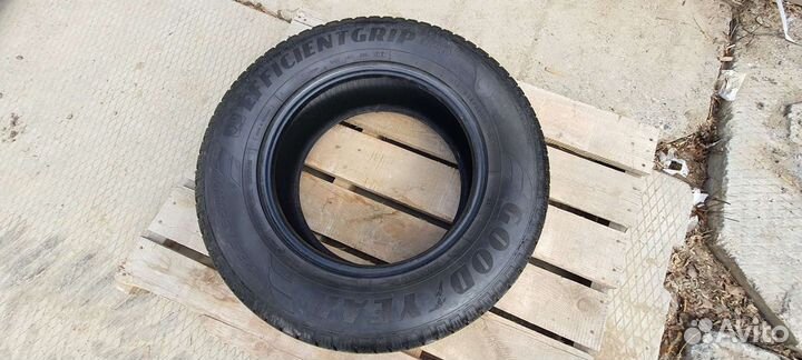 Goodyear EfficientGrip 265/65 R17 112