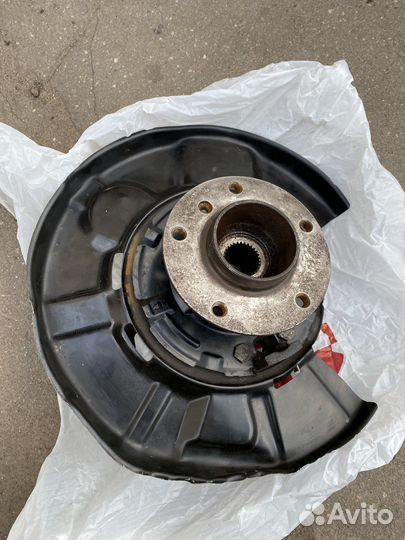 Кулак поворотный задний правый BMW F30