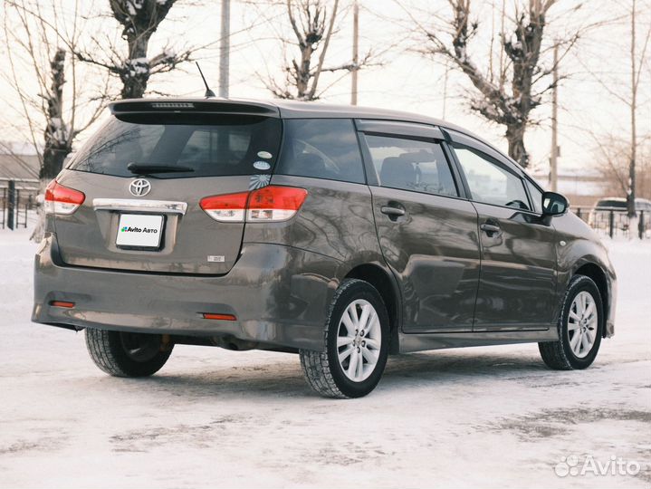 Toyota Wish 1.8 CVT, 2012, 59 000 км