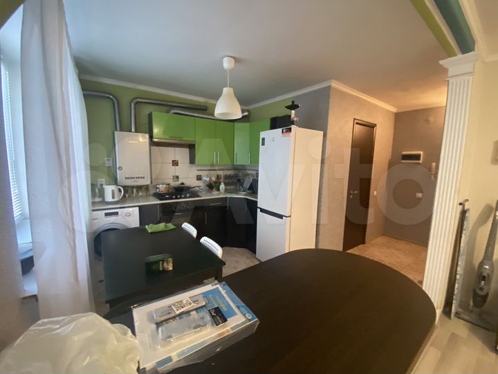 2-к. квартира, 46 м², 1/3 эт.