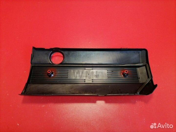 Декоративная крышка двс Bmw X5 E53 M54B30 2004