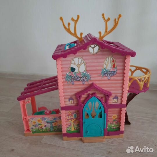 Домик Данессы Оленни Энчантималс