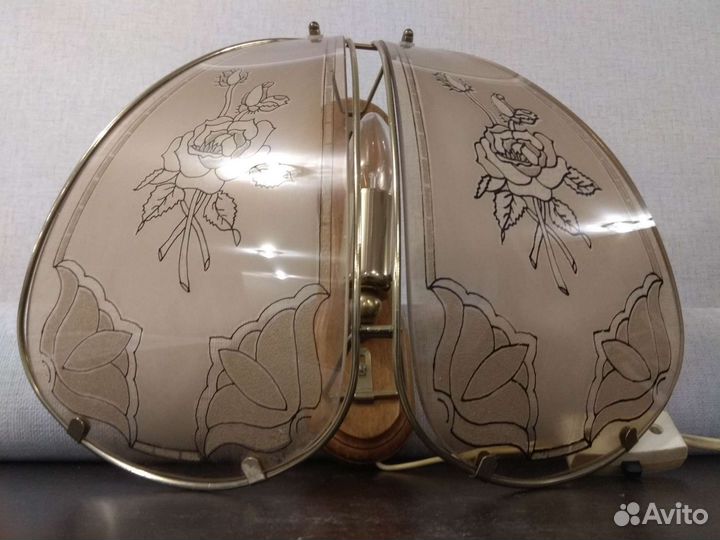 Настенный светильник бра