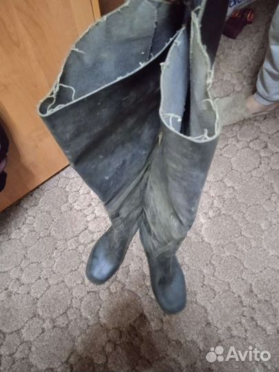 Сапоги забродники с плащëм