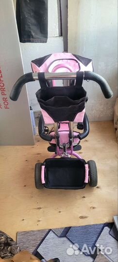 Детский велосипед трехколесный с ручкой