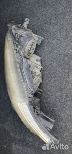Фара передняя правая тойота королла
