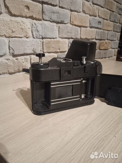 Пленочный фотоаппарат зенит ет