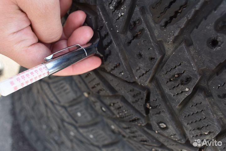 Dunlop SP Winter Ice 02 235/55 R17 103T