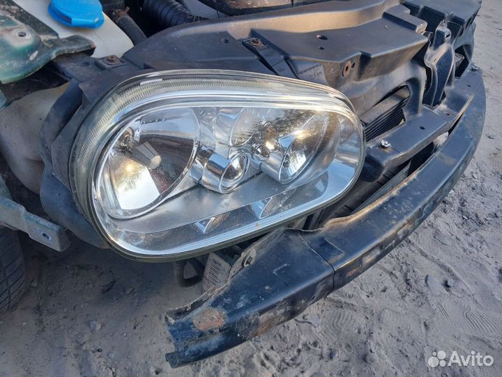 Передняя панель Volkswagen Golf 4 телевизор