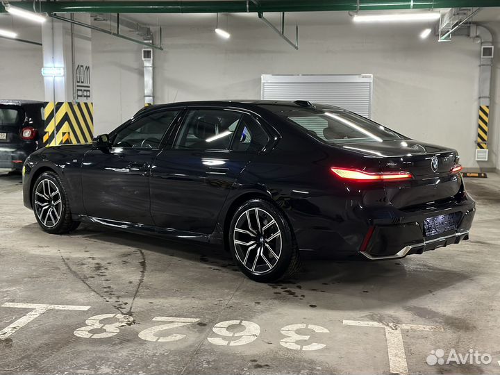 BMW 7 серия 3.0 AT, 2023, 16 000 км