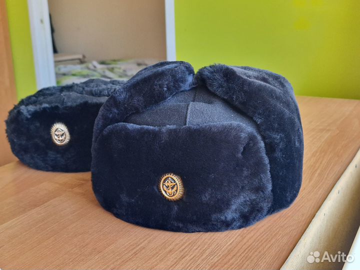 Шапка зимняя военная, новая с кокардой, 56 размер