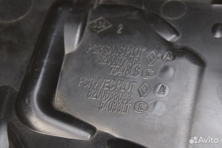 Крышка клапанов Nissan X-Trail DNT31 M9R