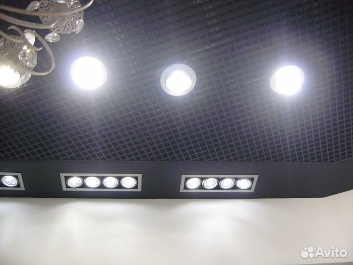 Светильник потолочный встраиваемый