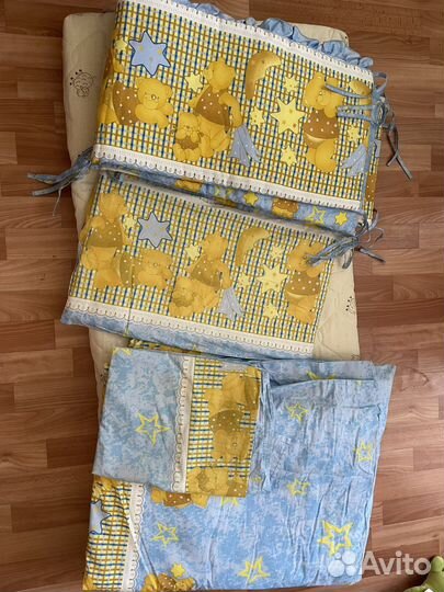 Бортики на кроватк