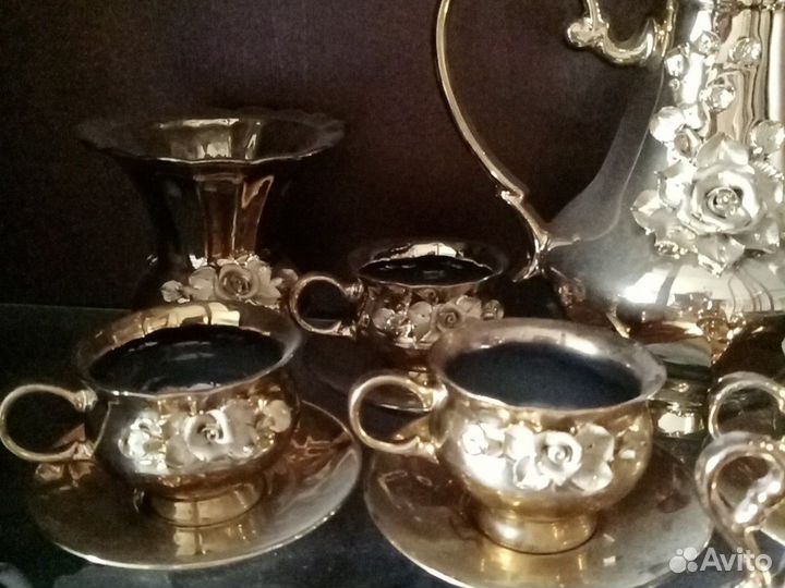 Сервиз чайный - золотой набор