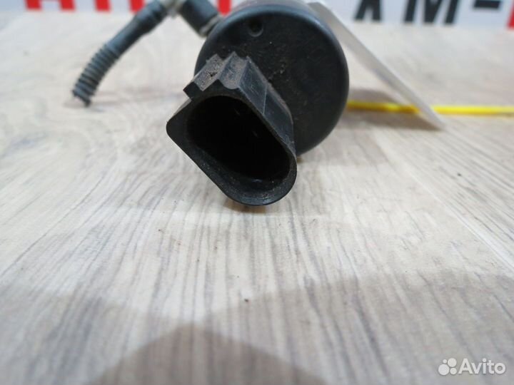 Насос омывателя BMW 640 F06 F12