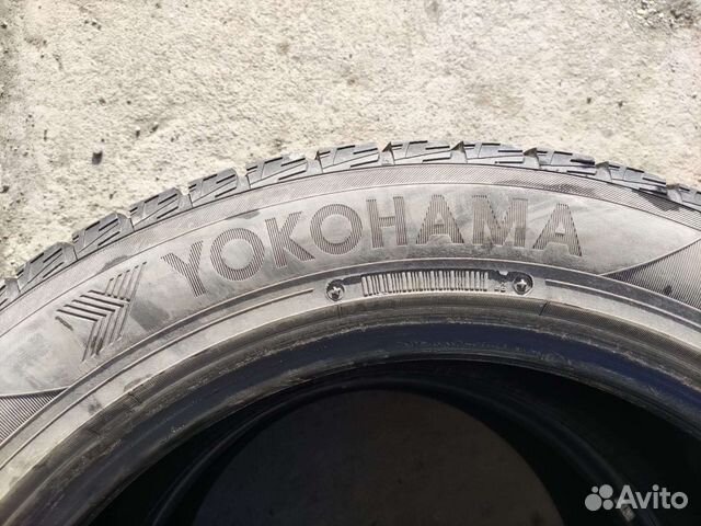 Yokohama Avid Touring S 215/55 R17 94Q