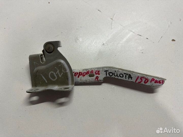 Петля капота правая Toyota Corolla E151 2010-2013