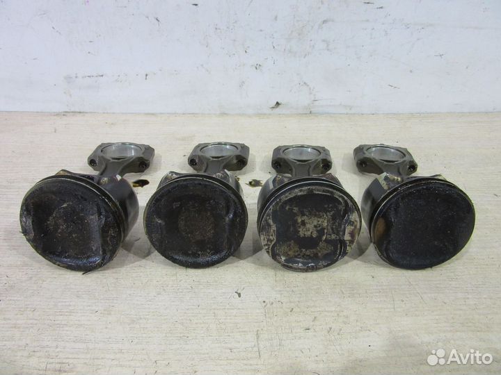 Поршень с шатуном Nissan Qashqai (J10) 2006-2014