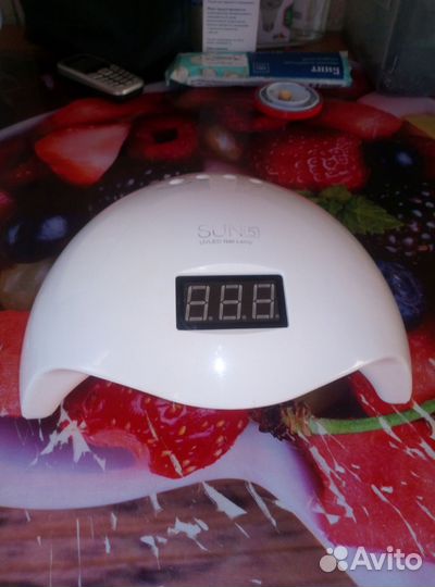 Лампа для сушки ногтей