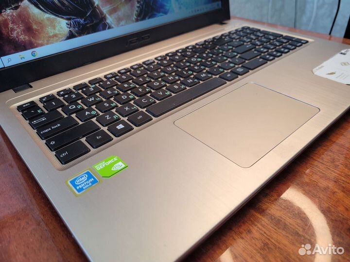 Игровой Асус: Geforce GTmx110 2gb; CPU Gold; 8ram