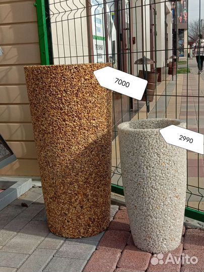 Уличные вазоны