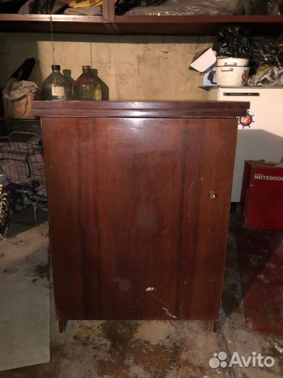 Швейная машинка Чайка