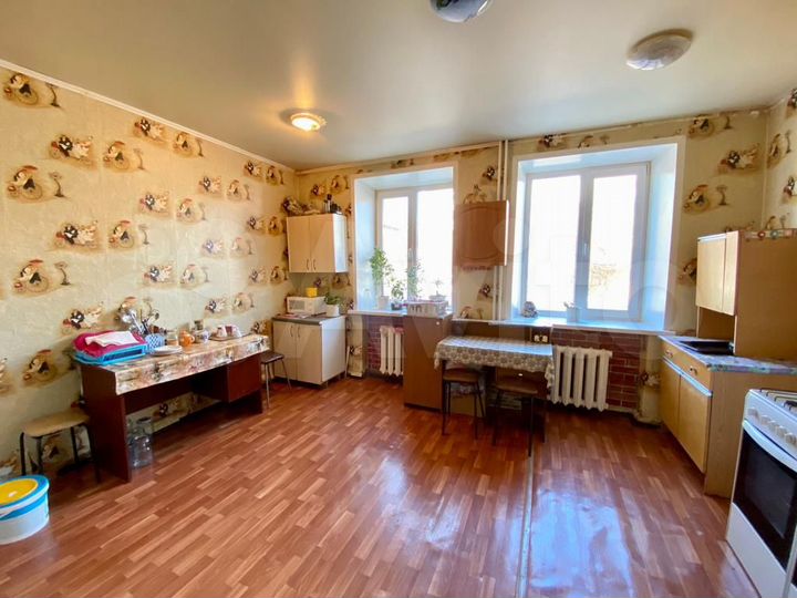 Комната 18,7 м² в 4-к., 2/4 эт.