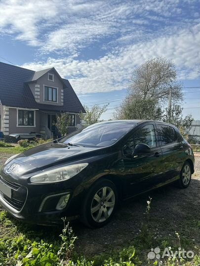 Peugeot 308 1.6 AT, 2012, 200 000 км