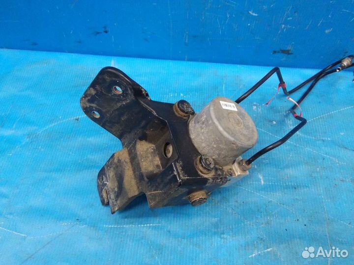 Блок ABS (насос) Chevrolet Aveo (T300) 2011