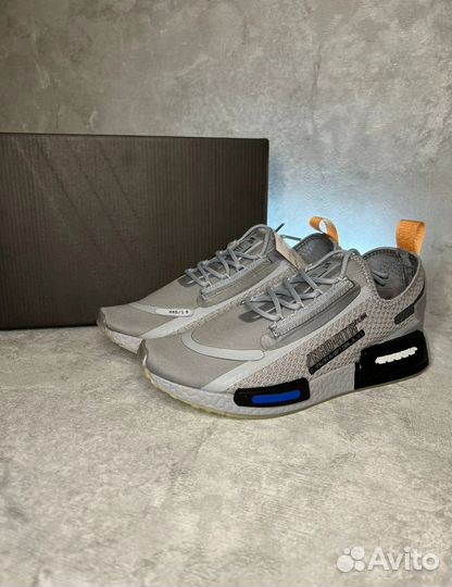 Мужские кроссовки Adidas NMD R1 Spectoo