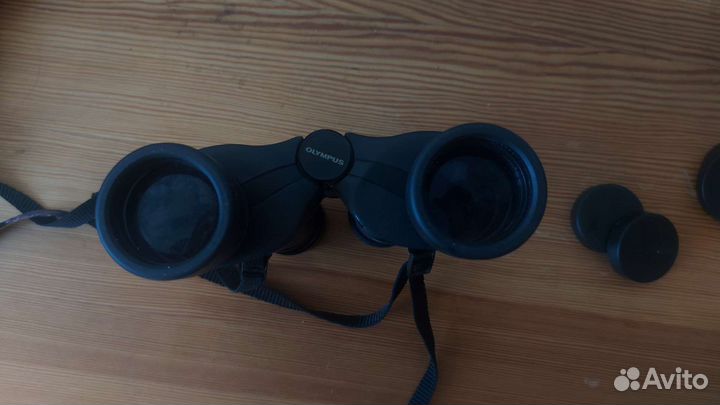 Бинокль Olympus 8-16x40 zoom dps i