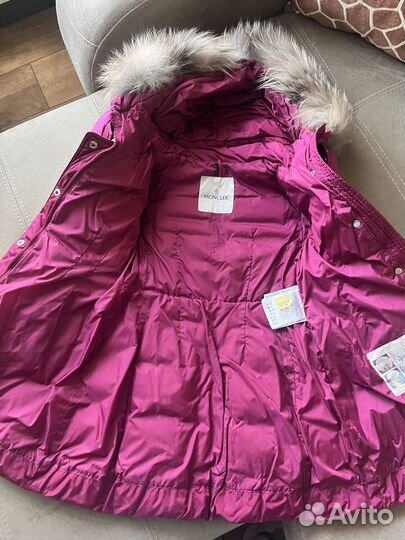 Пуховое пальто для девочки Moncler