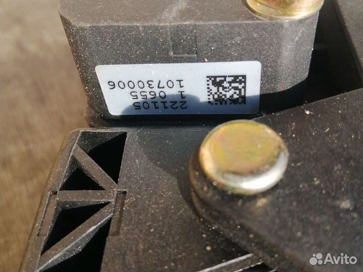 Педаль газа kia sorento2003