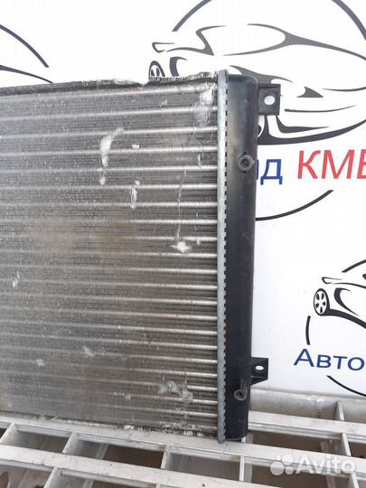 Радиатор охлаждения VW Jetta 6 1k0121253bb