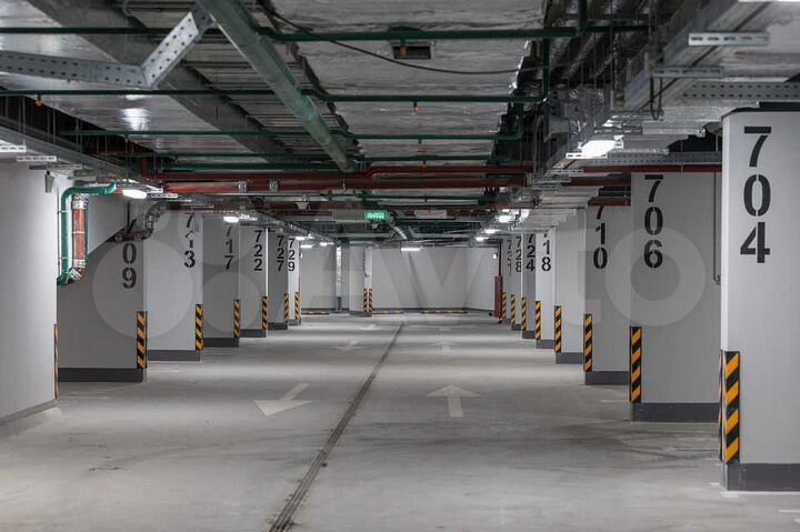 Машиноместо, 14 м²