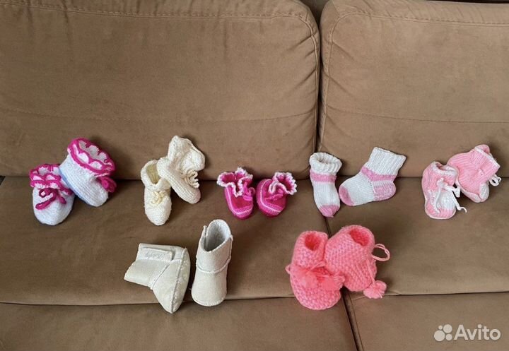 Подушка, пинетки, круг, плед,уголок