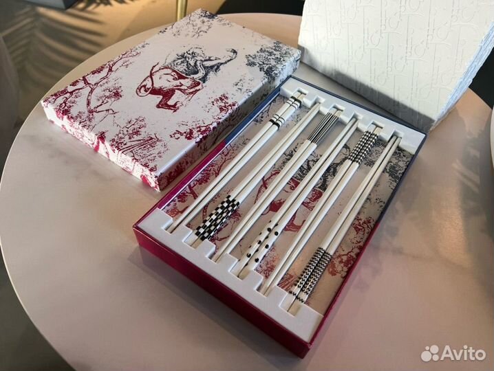 Палочки для еды Christian Dior