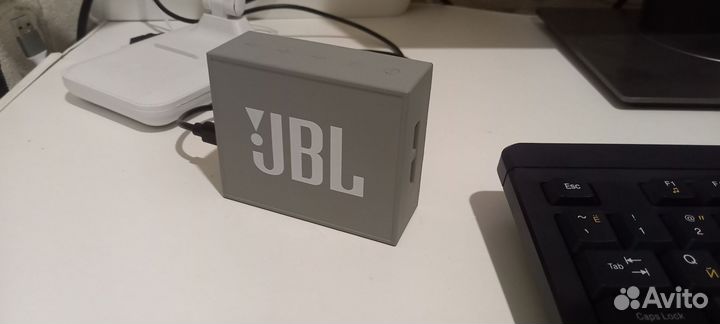 Колонка JBL