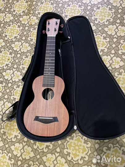 Укулеле тенор