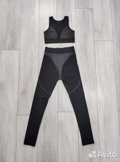 Костюм для фитнеса новый