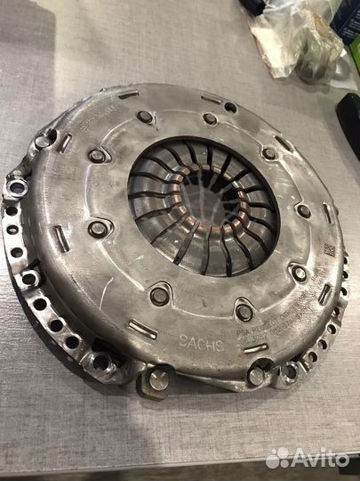 Комплект сцепления Peugeot 308 1.6 09