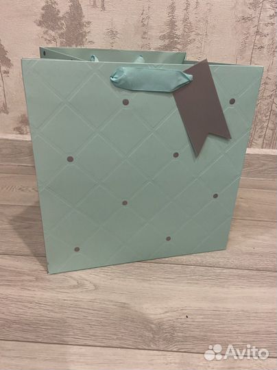 Пакет подарочный большой квадратный
