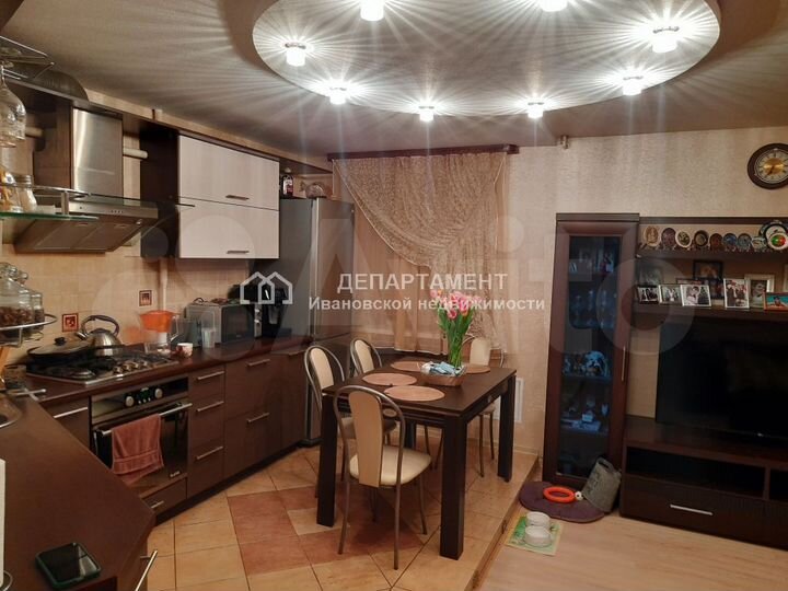 2-к. квартира, 50,6 м², 1/9 эт.