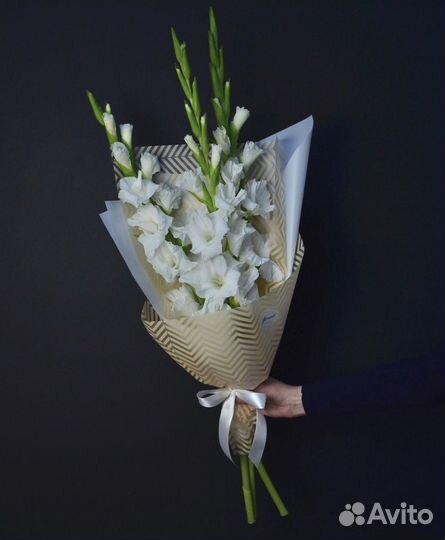 Букет на 1 сентября цветы розы диантусы