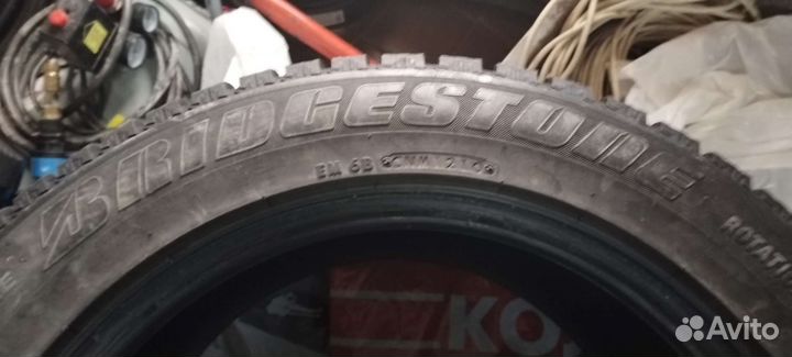 Bridgestone Ice Cruiser 7000 235/55 R17