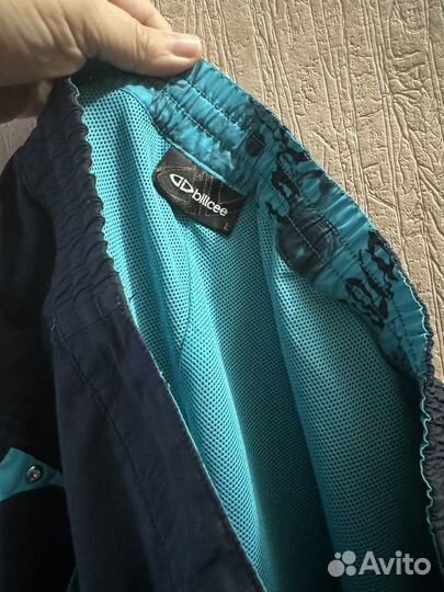 Костюм спортивный