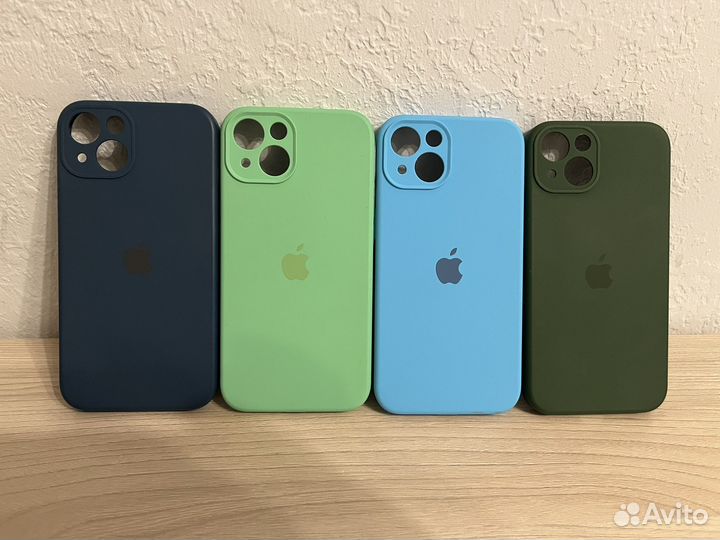 Чехол на iPhone 13