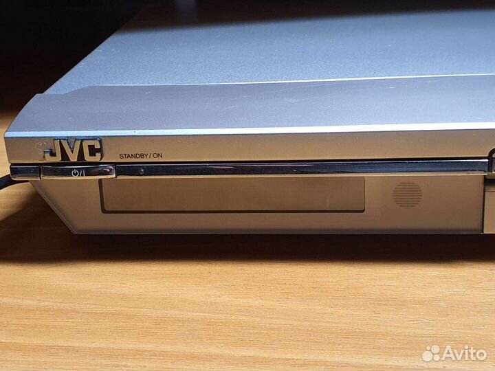 DVD плеер JVC XV-NP1